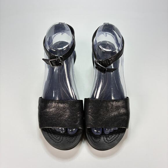 Crocs Leigh Ann Black Ankle Strap Wedge Sandals Comfort Slip On Women's Size 7 - Picture 3 of 9